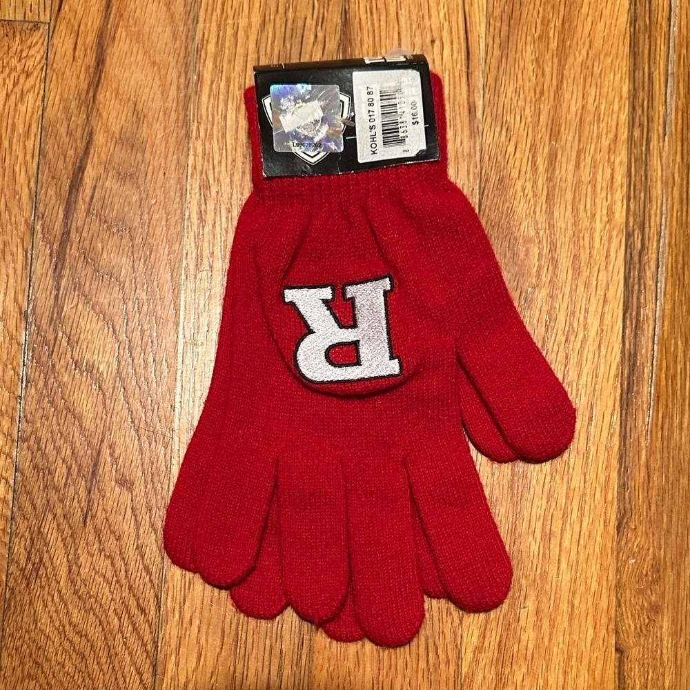 Brand New Red Rutgers Gloves with 'R' Logo - Picture 2 of 2